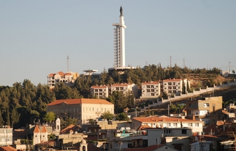 في زحلة... من يدق الباب يسمع الجواب