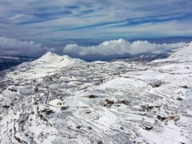 مناخ لبنان نحو التغيير...ربيع تُكلّله الثلوج!